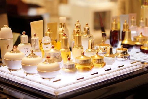 化妝品零售行業動態 監管加強、淘汰加速與進口競爭加劇